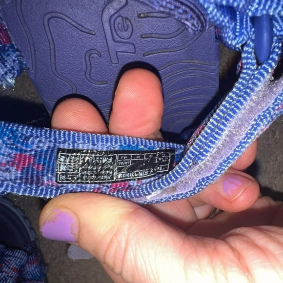 Girls‎ TEVA Hurricane XLT Sandals - Picture 3 of 6